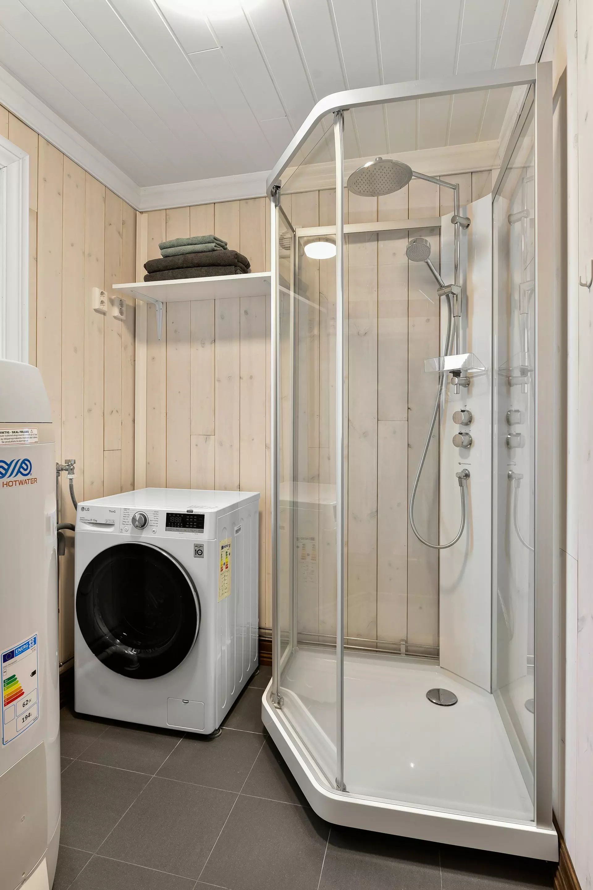 alex tyson xiPqHEj31t4 unsplash.jpg