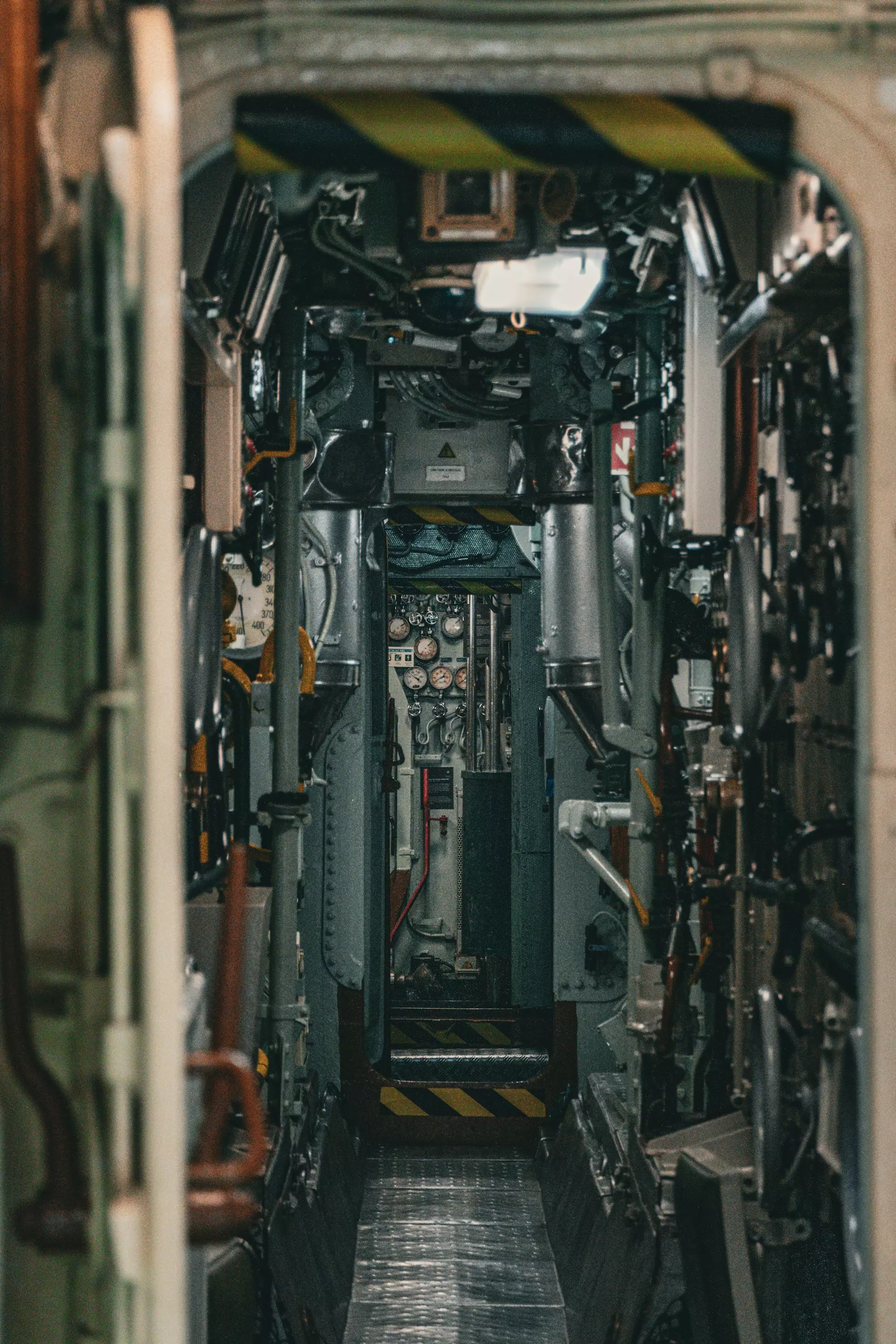 diogo cardoso KqEYeN AtSU unsplash.jpg