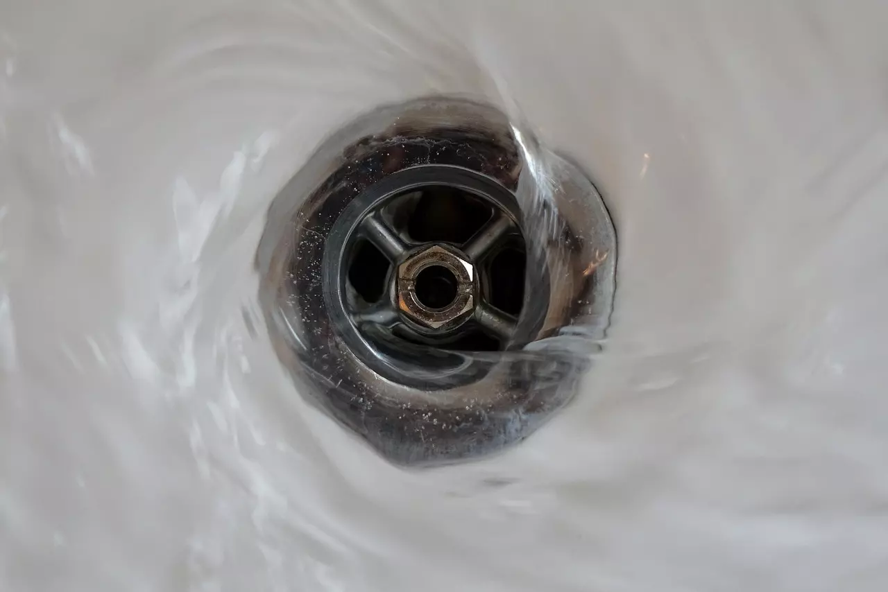 drain 2454608 1280.jpg