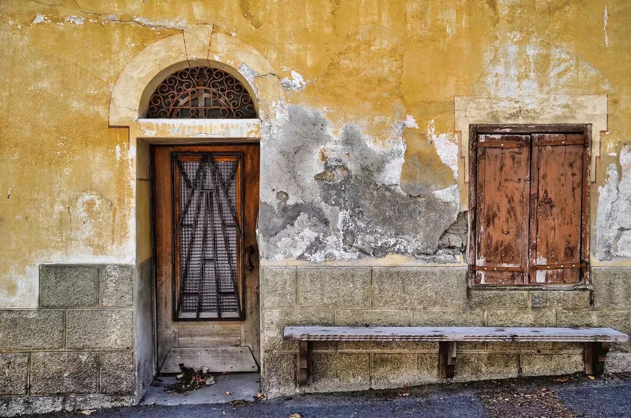 facade 7414582 1280.jpg