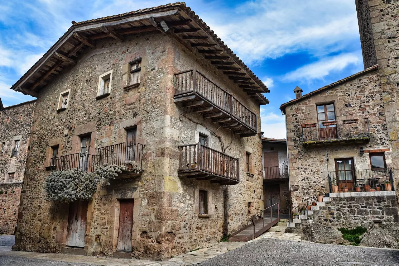 lecreusois house 8661359 1280.jpg