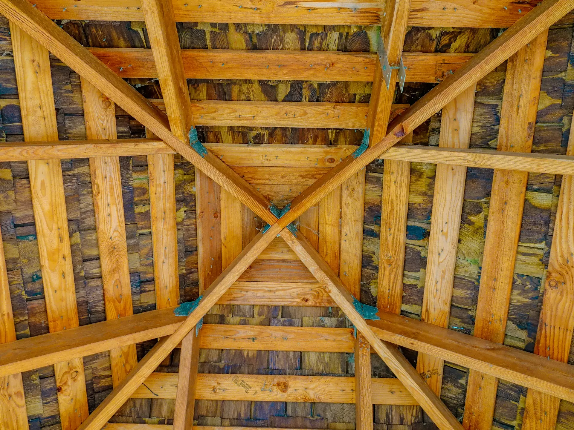 pavl polo LUdQea5ye0E unsplash.jpg