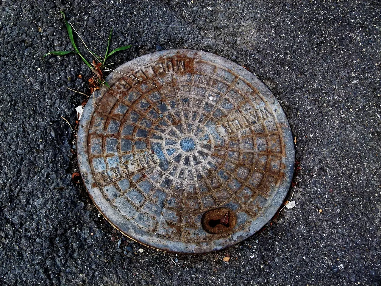 perkons manhole cover 2723518 1280.jpg
