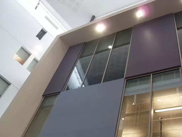 purple 13895 640.jpg