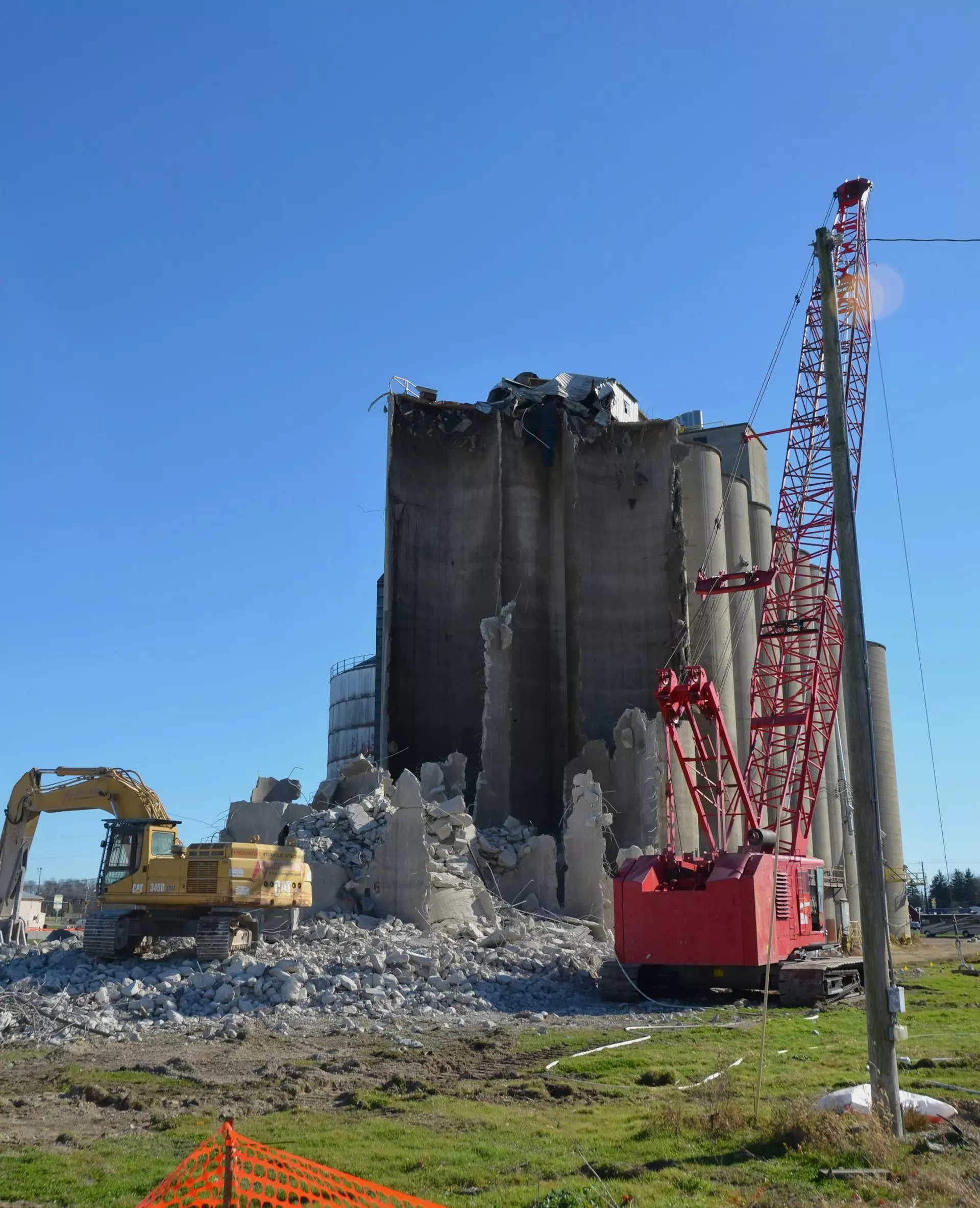 roger starnes sr hdbmIr7VPy8 unsplash.jpg