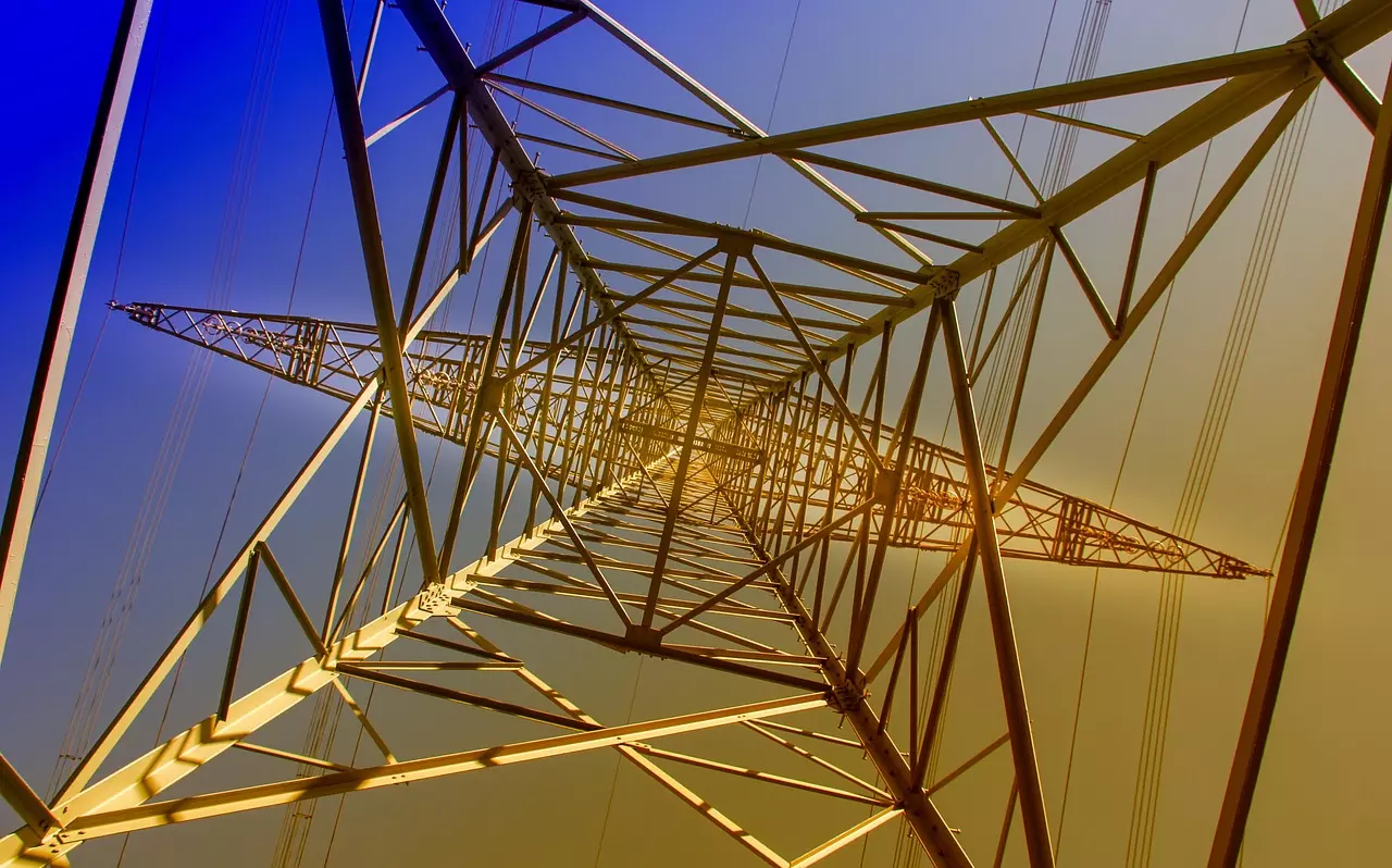 transmission tower 3387882 1280.jpg