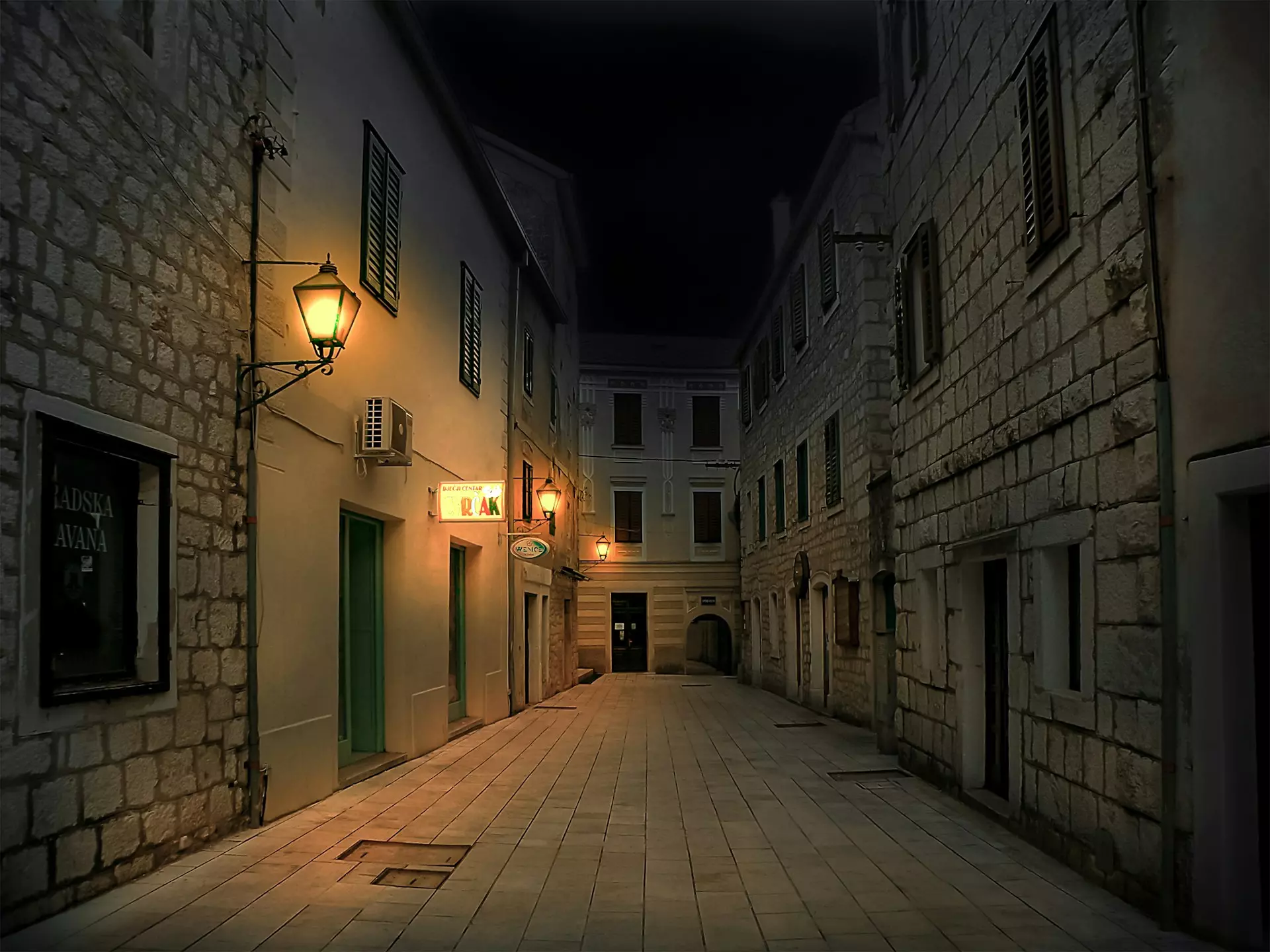 vesna karoglan 3Je0uW79K5c unsplash.jpg