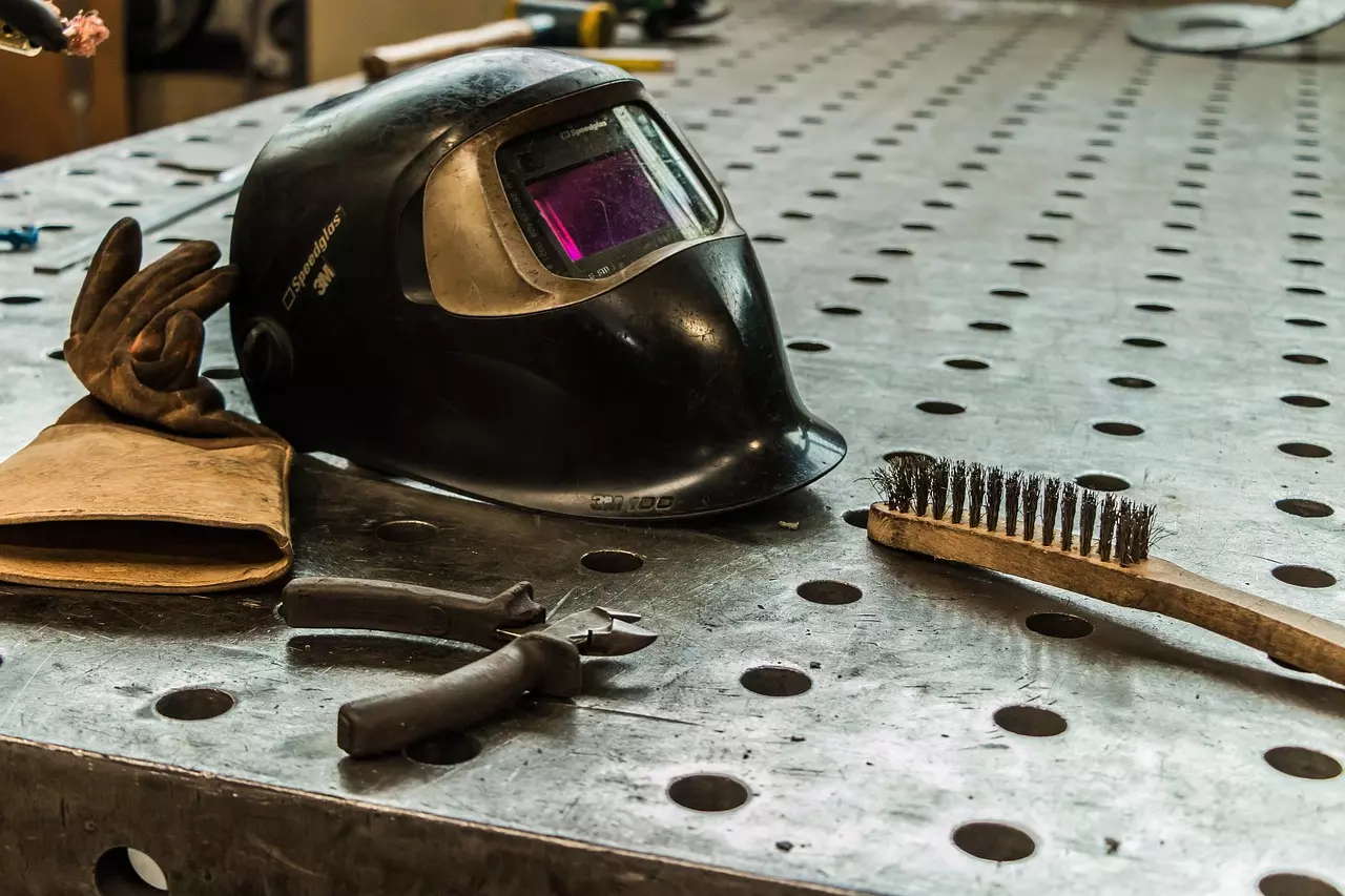 work material 3954244 1280.jpg